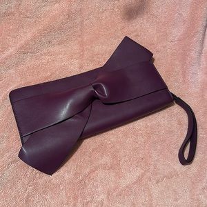 Purple clutch